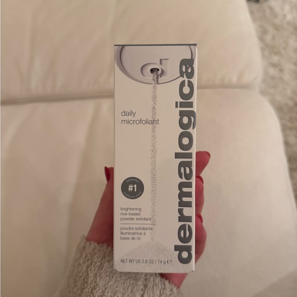 Dermalogica Daily Microfoliant Powder Exfoliant w/ Salicylic Acid & Rice Enzymes - Picture 3 of 4
